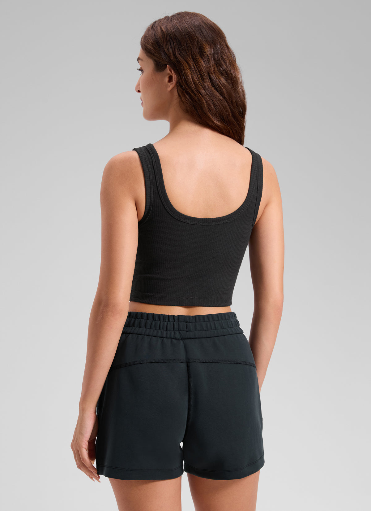 CRZ YOGA Women Longline U Neck Medium Impact Ribbed Sports Bras Black @model_info:Inga