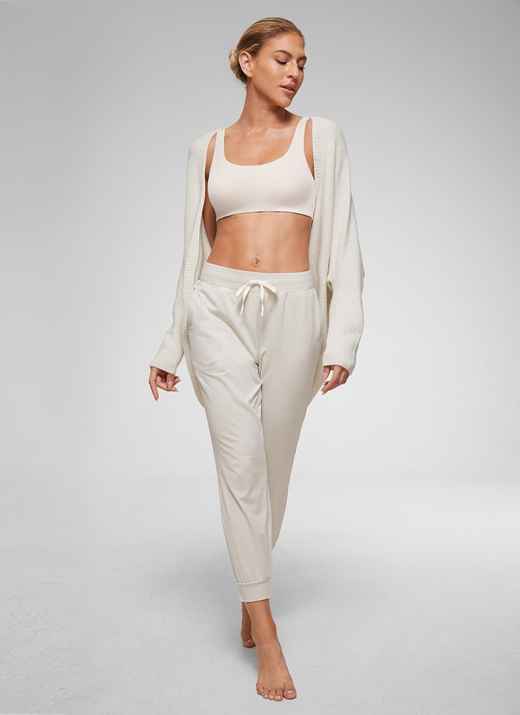 CRZ YOGA Women's Softhold Wireless Double Lined U Back Everyday Bra Snow White