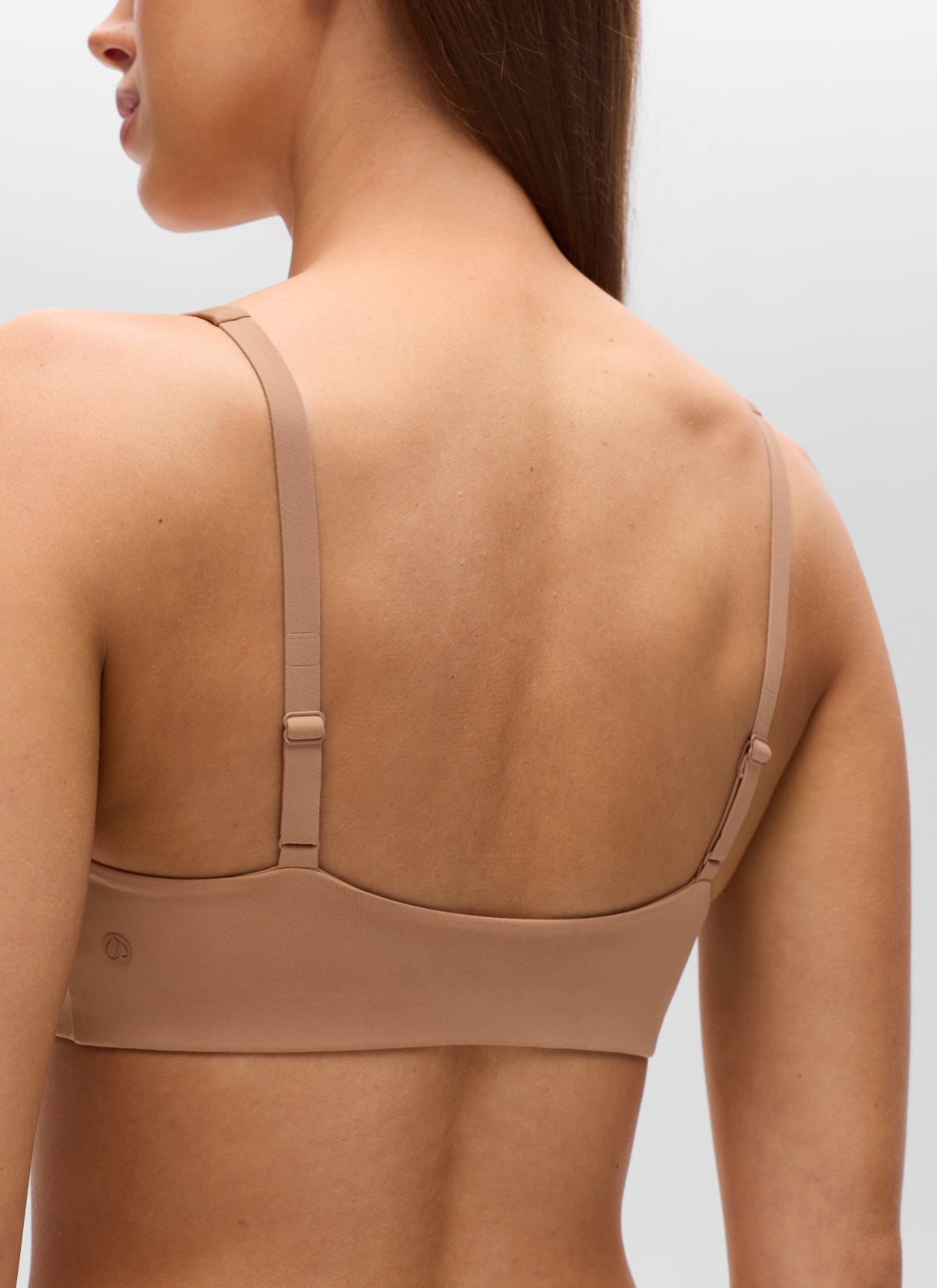 CRZ YOGA Women's Softhold Casual V Neck Backless Double Lined Bralette Gravel Beige