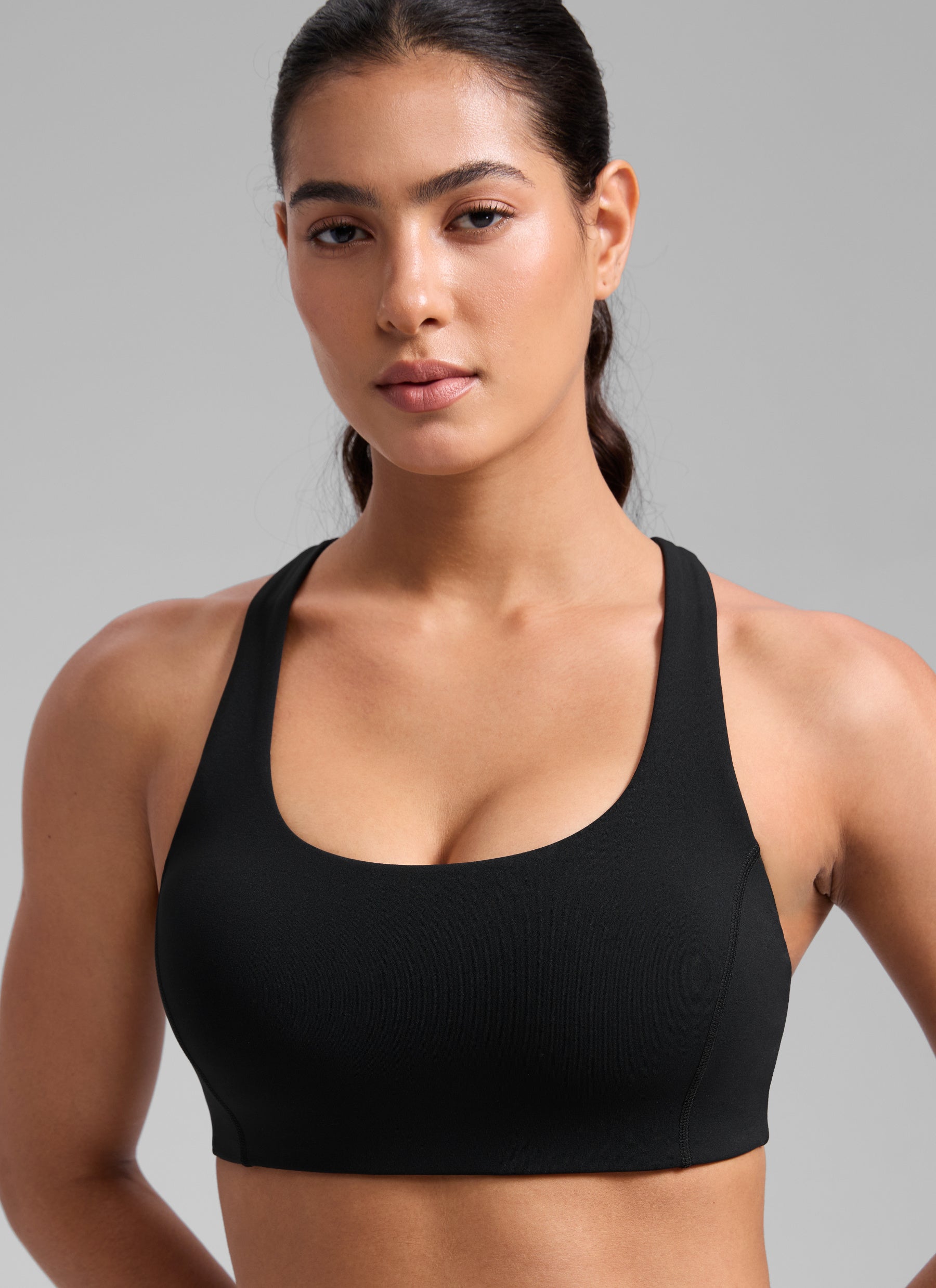 CRZ YOGA Women's SculptAir Training Cross Back Sports Bra Black @model_info:C