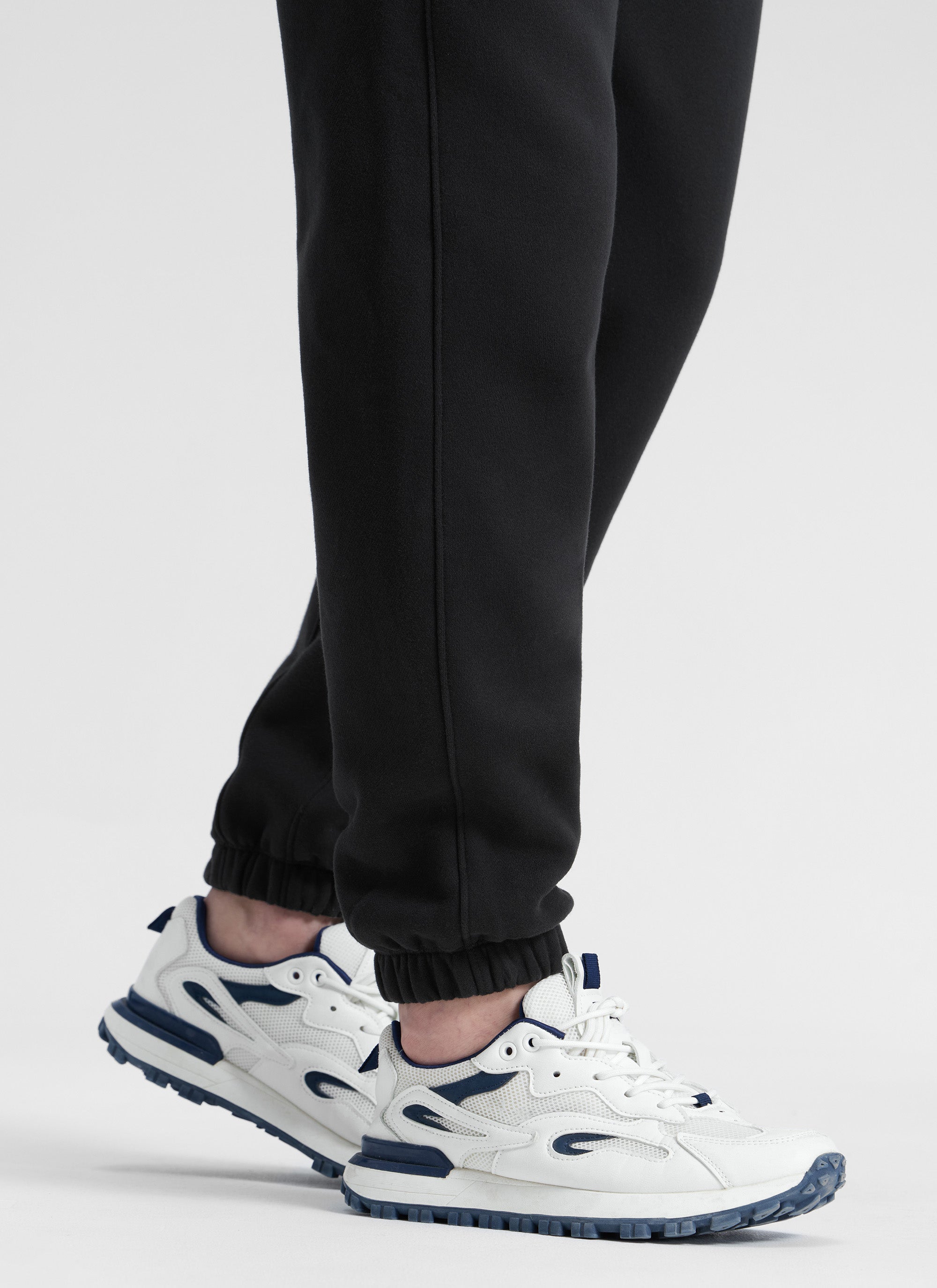 Fleece Lined Zipper Pocket Sweatpant 30