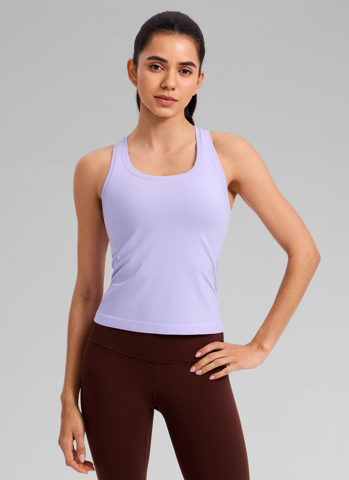 CRZ YOGA Women's Yoga Slim Fit Seamless Tank Crew Neck Racerback Lavender Frost @model_info:Beatriz