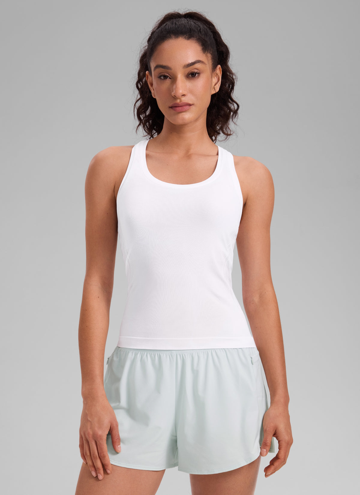 CRZ YOGA Women's Yoga Slim Fit Seamless Tank Crew Neck Racerback White @model_info:Larissa