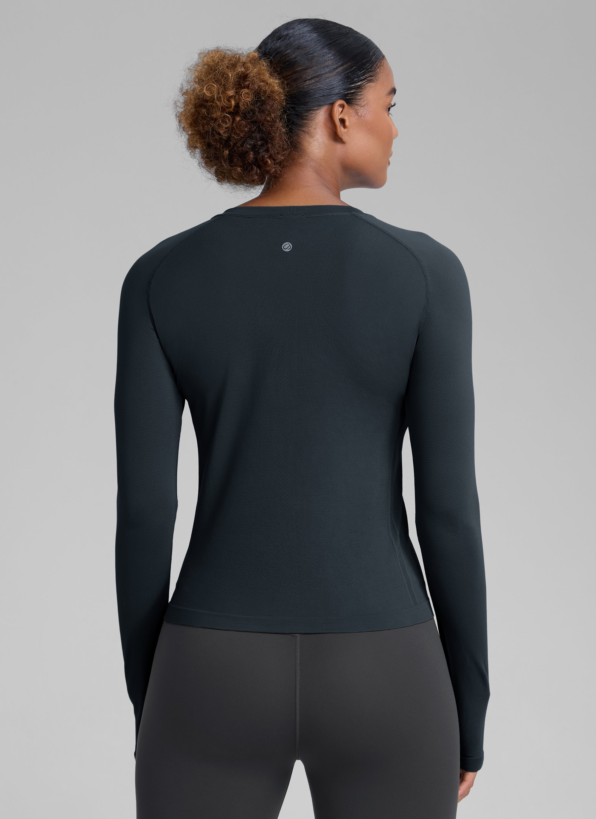 CRZ YOGA Women's Running Quick Dry Shirts Seamless Long Sleeves True Navy