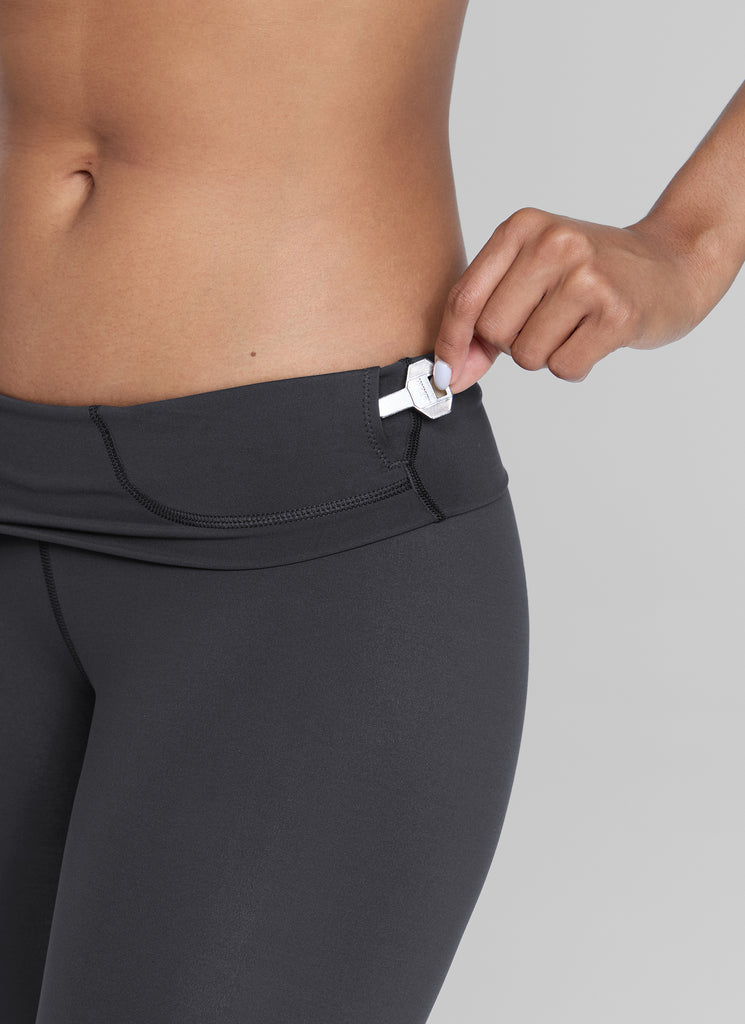 CRZ YOGA Women's Train High Rise Hugged Feel Compression Leggings 25'' Dark Lavender Purple