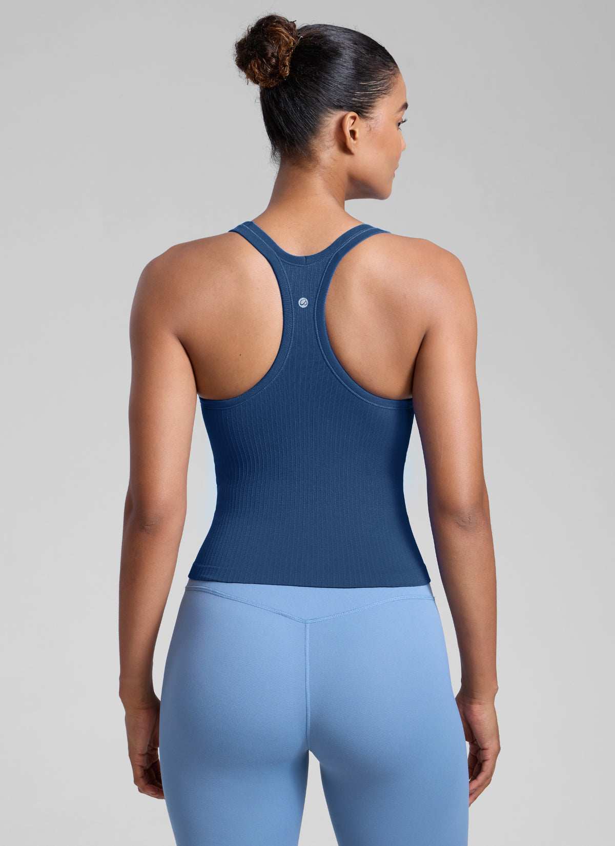 CRZ YOGA Women's Yoga Slim Fit Seamless Tank Crew Neck Waist Length French Navy @model_info:Barbara