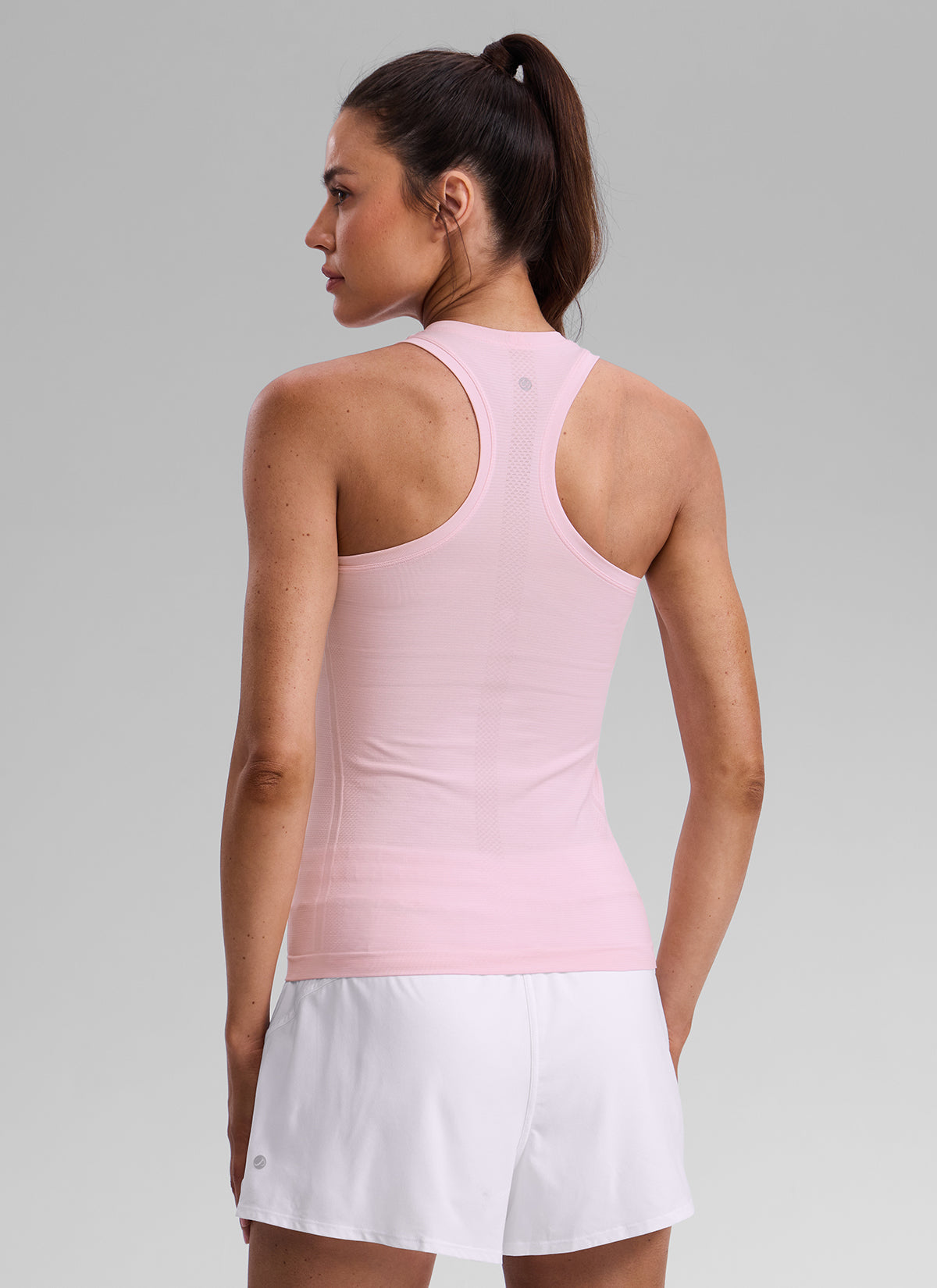 CRZ YOGA Women's Seamless Running Crewneck Racerback Hip Length Tank Strawberry Pink @model_info:Kseniia