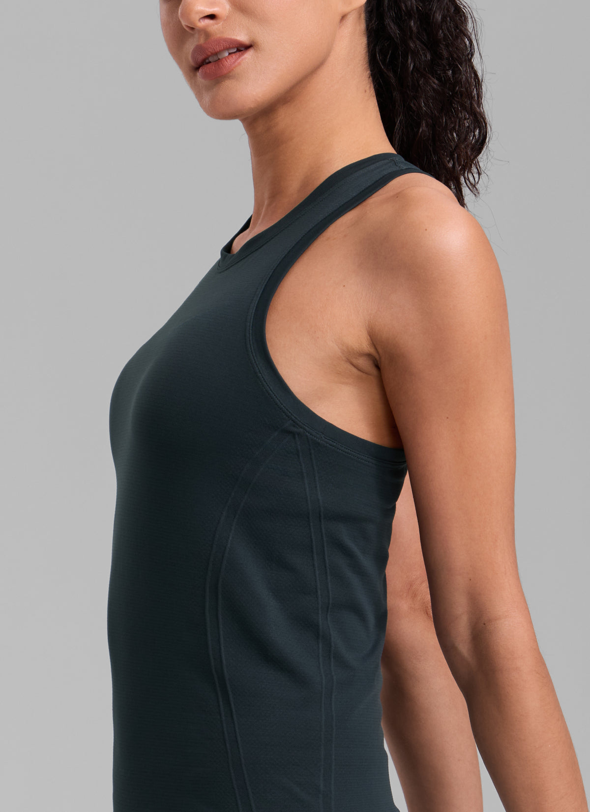 CRZ YOGA Women's Yoga Slim Fit Tops Seamless High Crew Neck Tank True Navy
