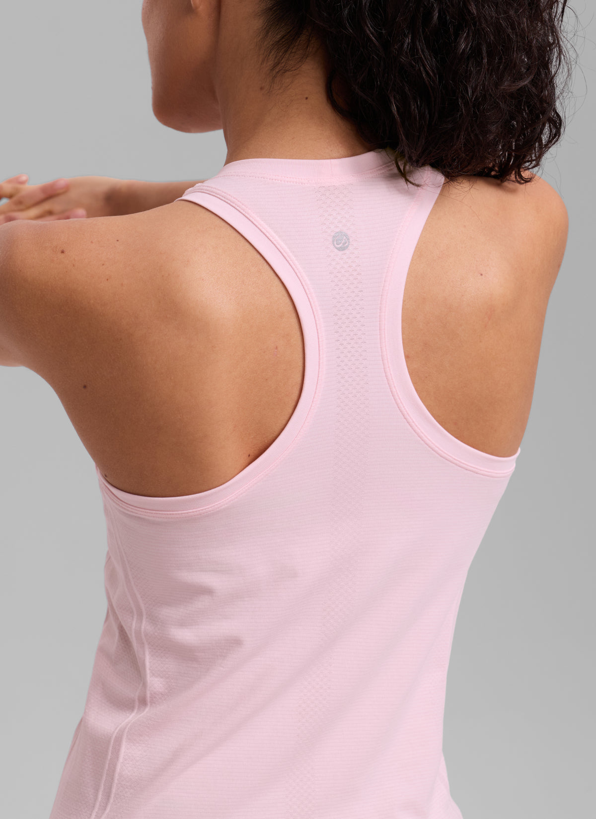 CRZ YOGA Women's Yoga Slim Fit Tops Seamless High Crew Neck Tank Strawberry Pink