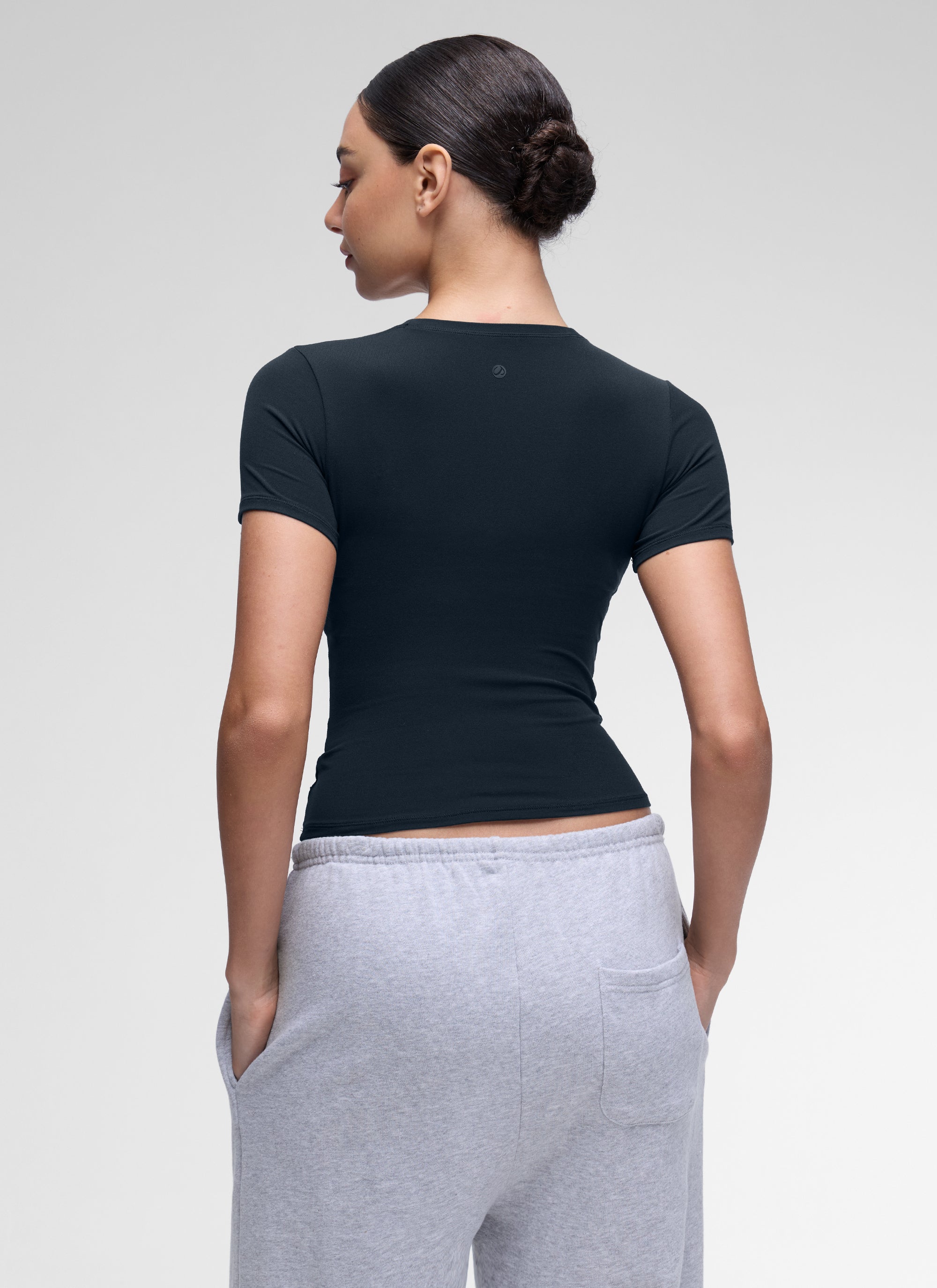 CRZ YOGA Women's Going Out Tops Soft High Crew Neck Casual Tight Shirts True Navy @model_info:Anano