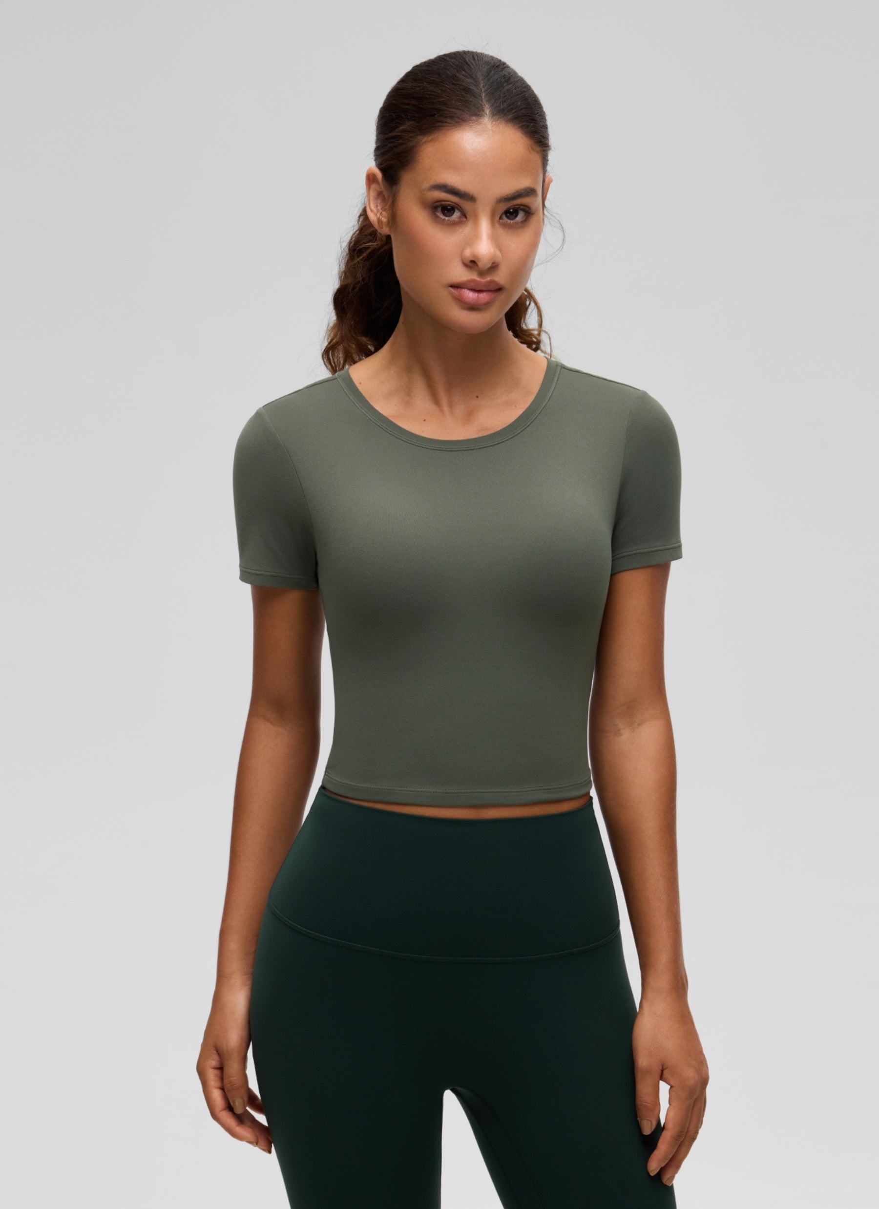 CRZ YOGA Women's Softembrace Casual Crewneck Crop Short Sleeve Light Army Green @model_info:J