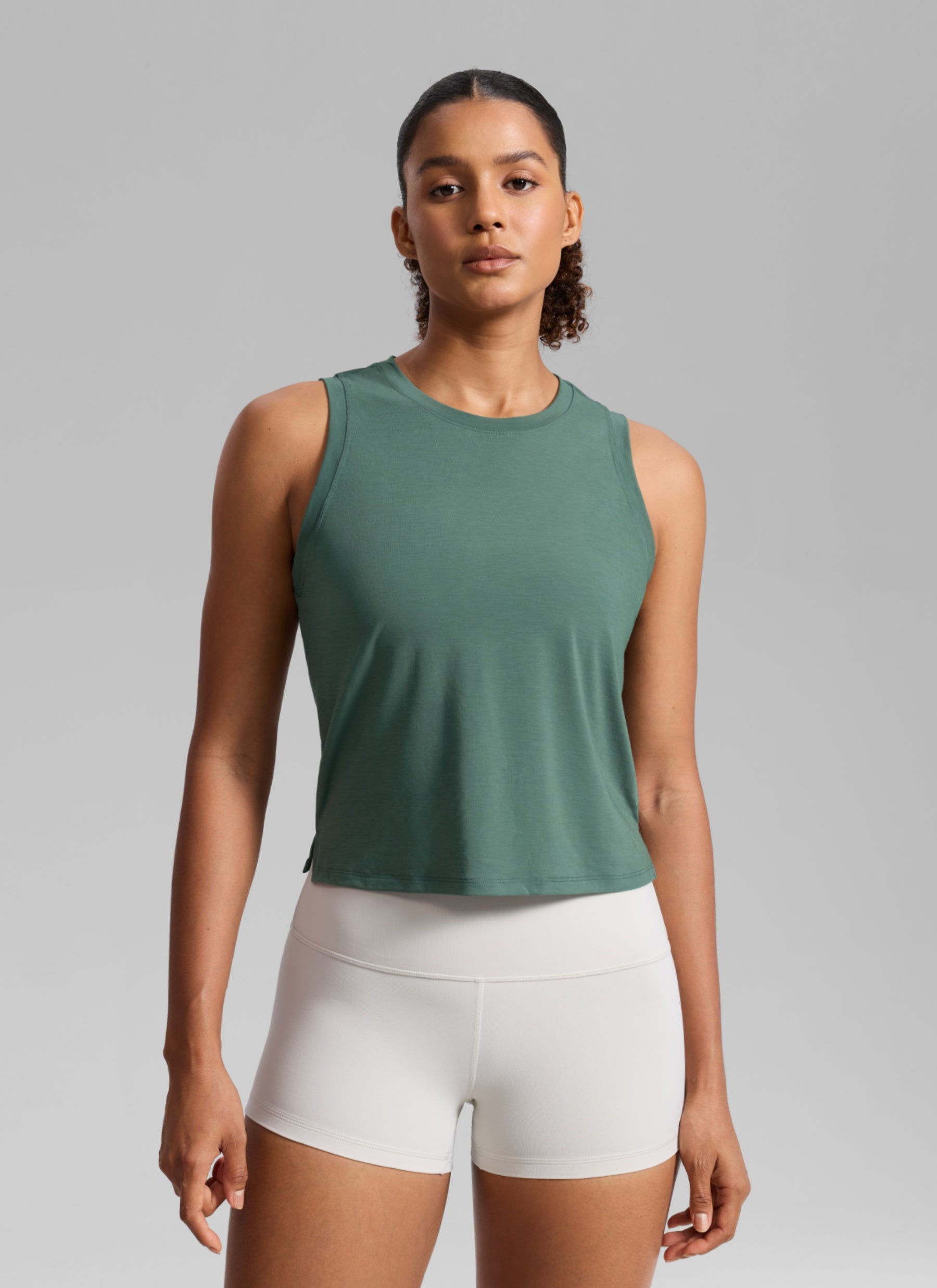 CRZ YOGA Women's Quick Dry Crop Racerback Sleevesless Tank Tops Graphite Green @model_info:B