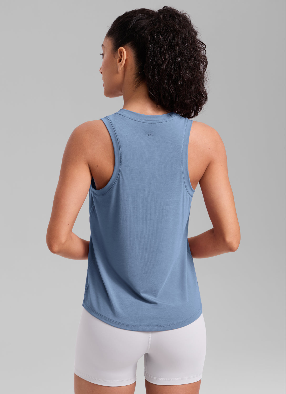 CRZ YOGA Women's Quick Dry Workout Crew Neck Racerback Hip Length Tank Washed Denim