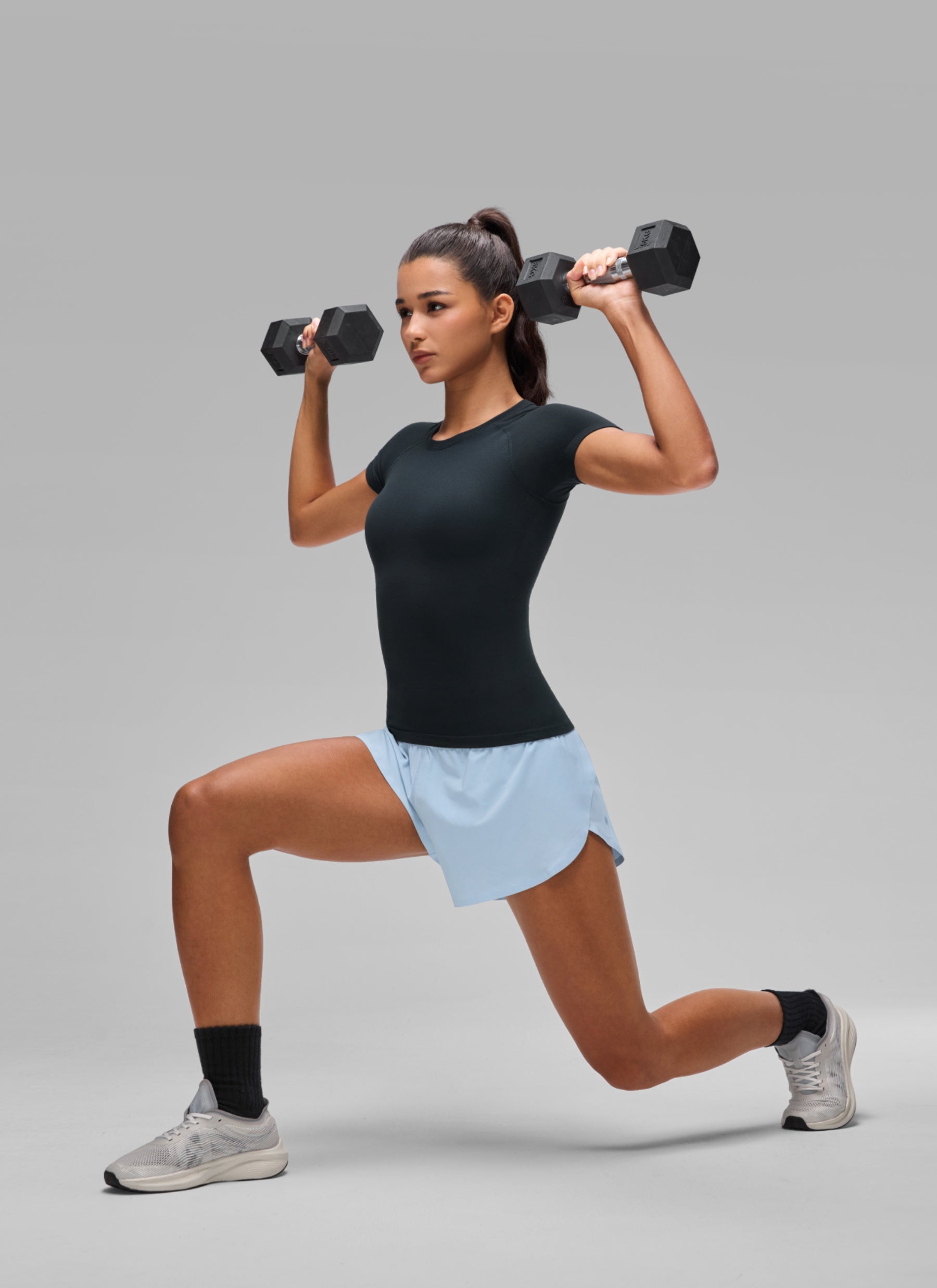 CRZ YOGA Women's Workout Seamless Crewneck Fitted Hip Short Sleeves True Navy @model_info:A