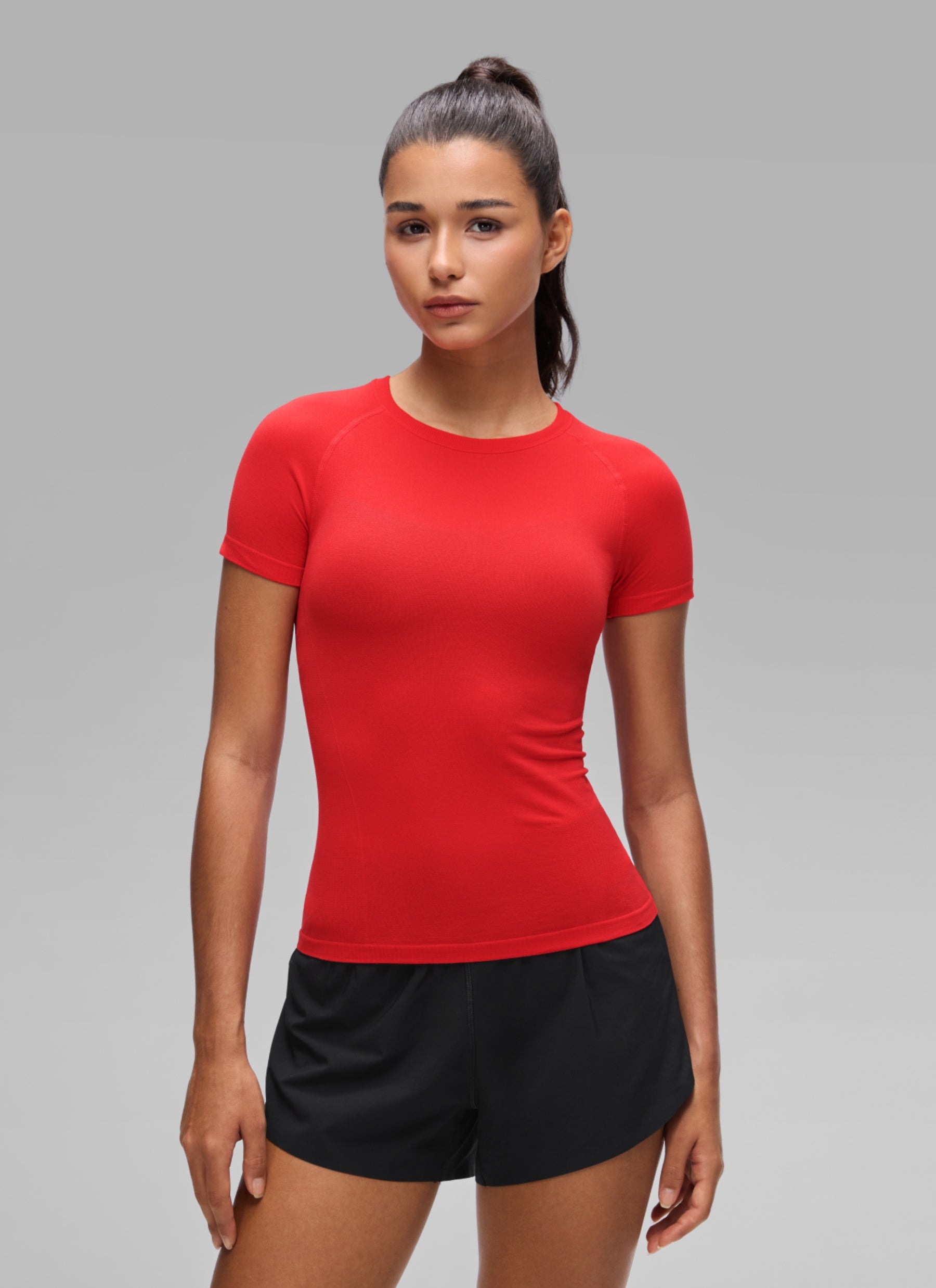 CRZ YOGA Women's Workout Seamless Crewneck Fitted Hip Short Sleeves Deep Red @model_info:A