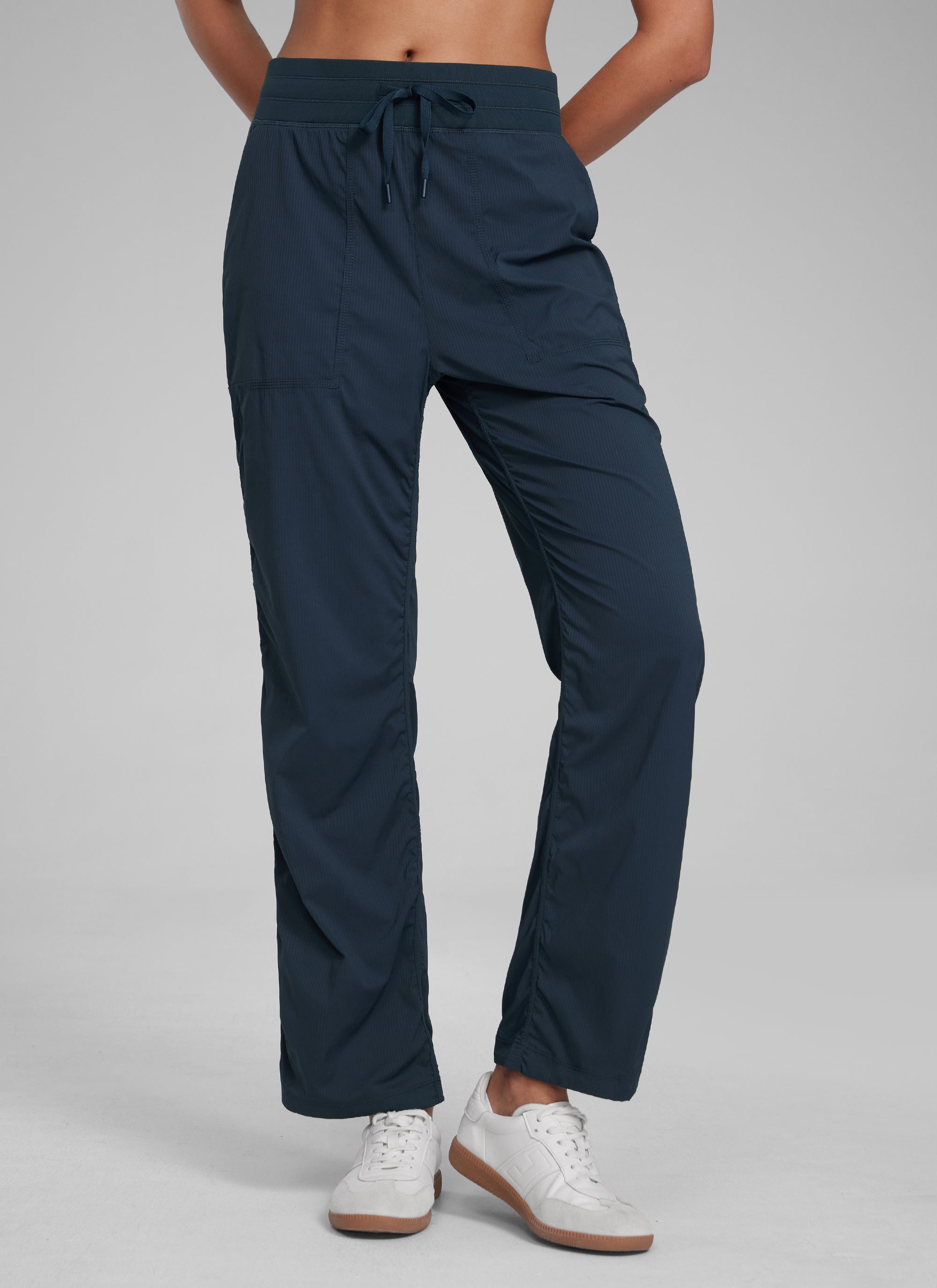 Lightweight Straight Leg Workout Pocket Pant 28