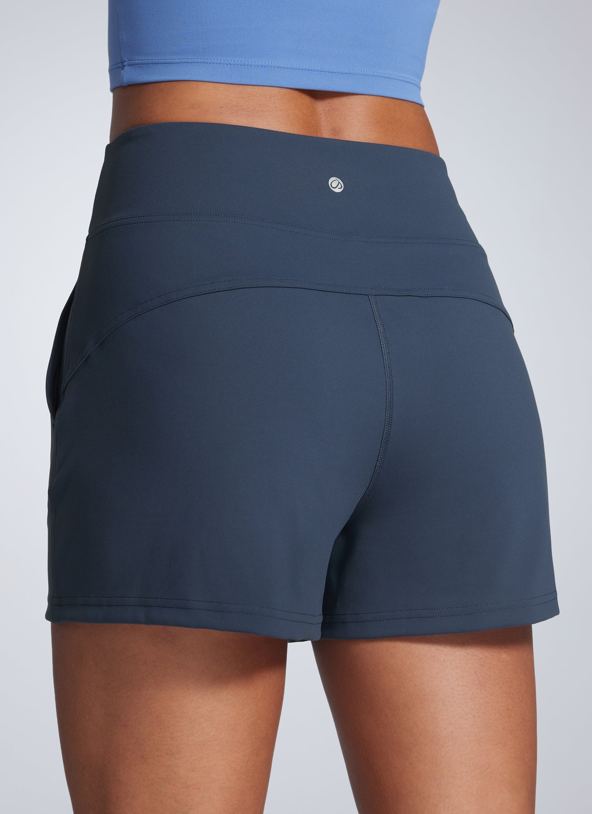 CRZ YOGA Women's Butterbreeze High Rise Pocket Linerless Short 3.5'' Stelindigo