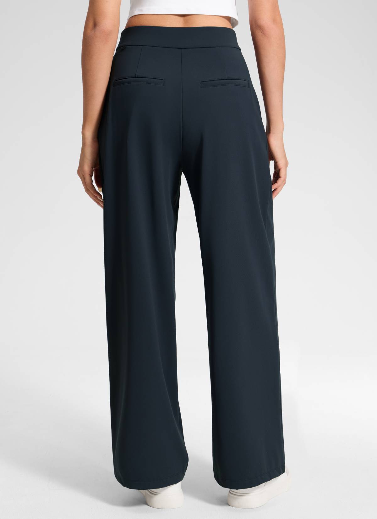 CRZ YOGA Women's Business High Rise Drawstring Pocket Wide Leg Pant True Navy @model_info:Anano