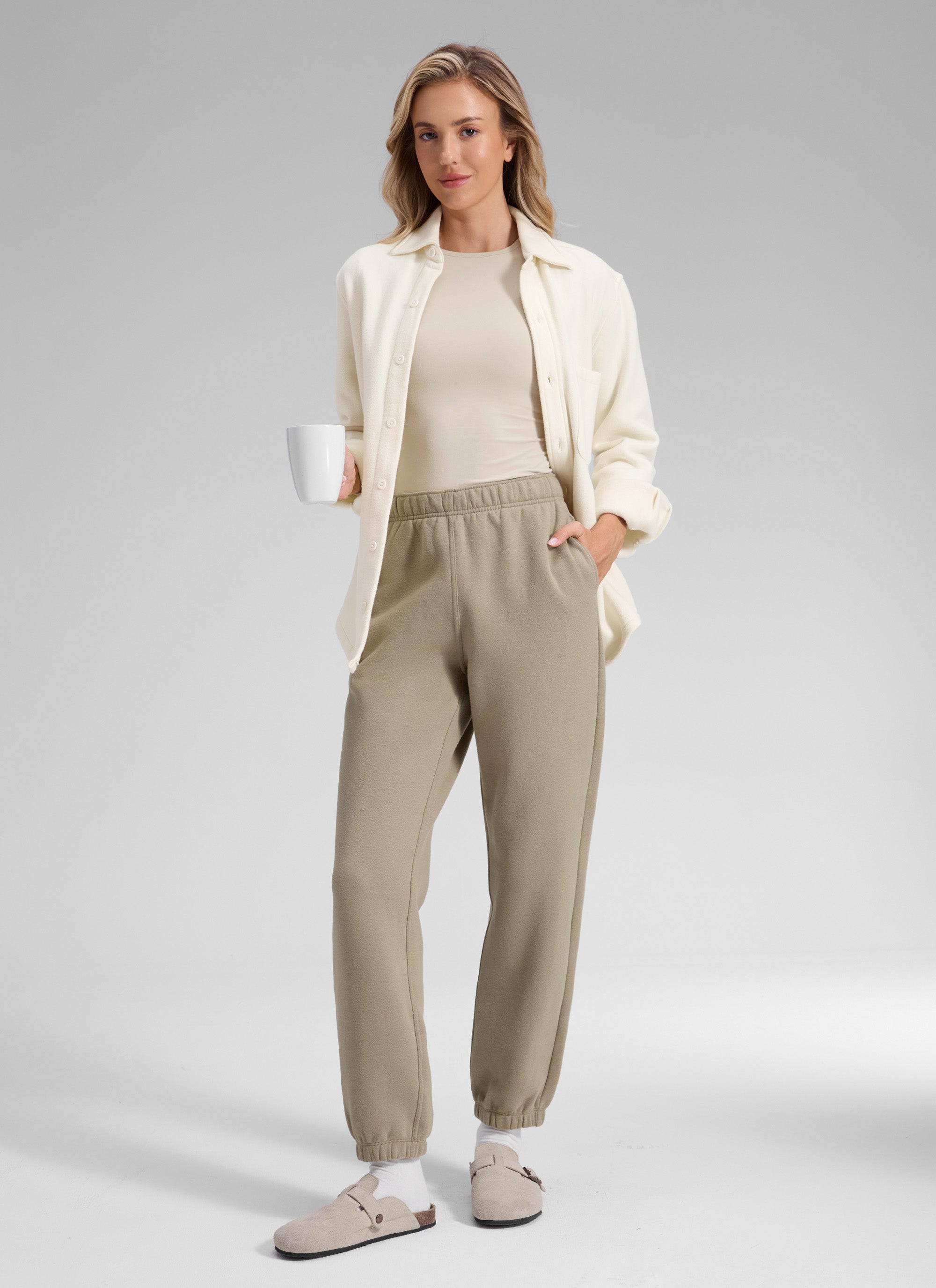 CRZ YOGA Women's Fleece Lined High Rise Drastring Pocket Sweatpants Oak