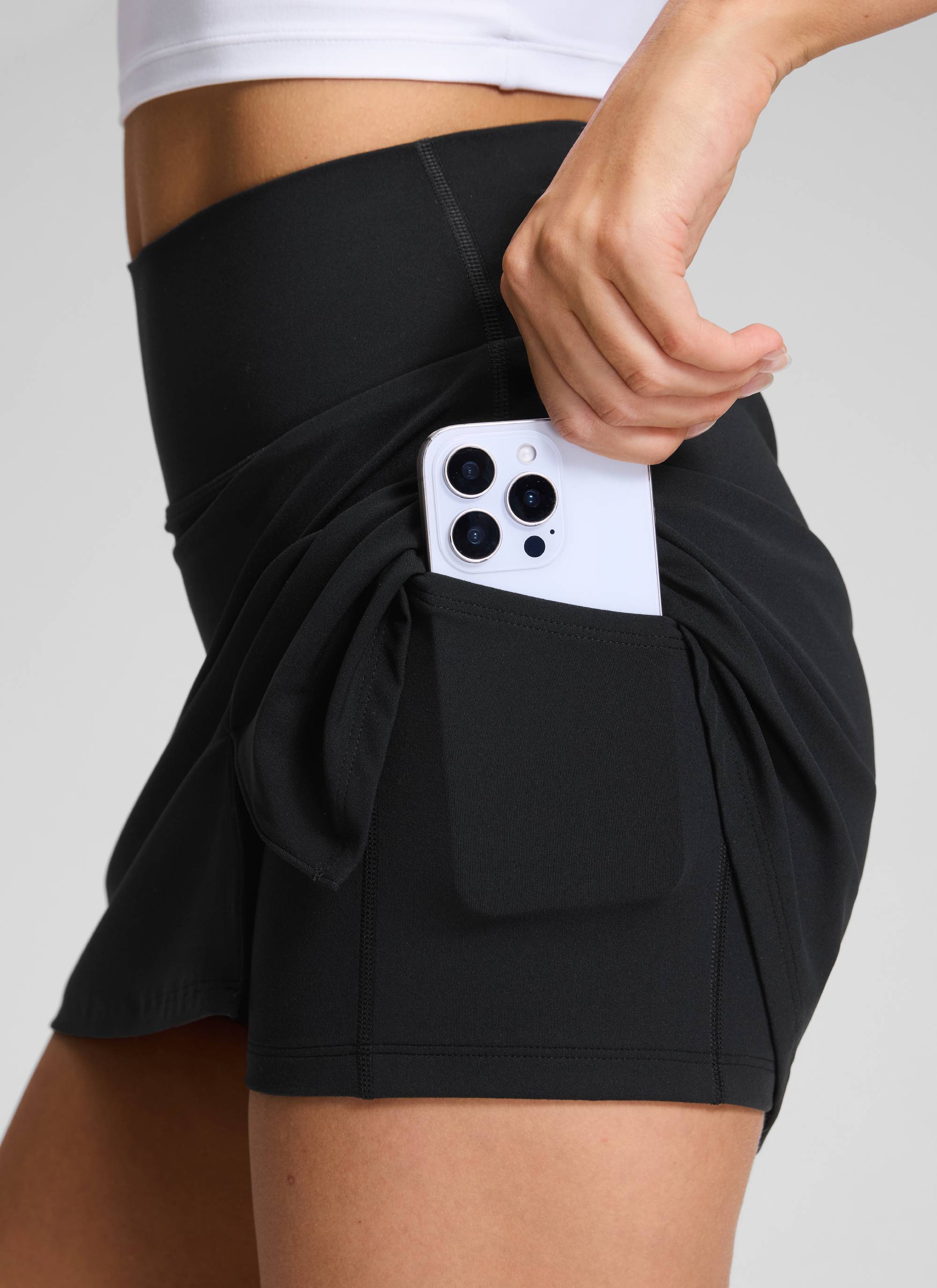 CRZ YOGA Women's Golf High Rise Pocket Front Slit Mini Skirt 14.5’’ Black