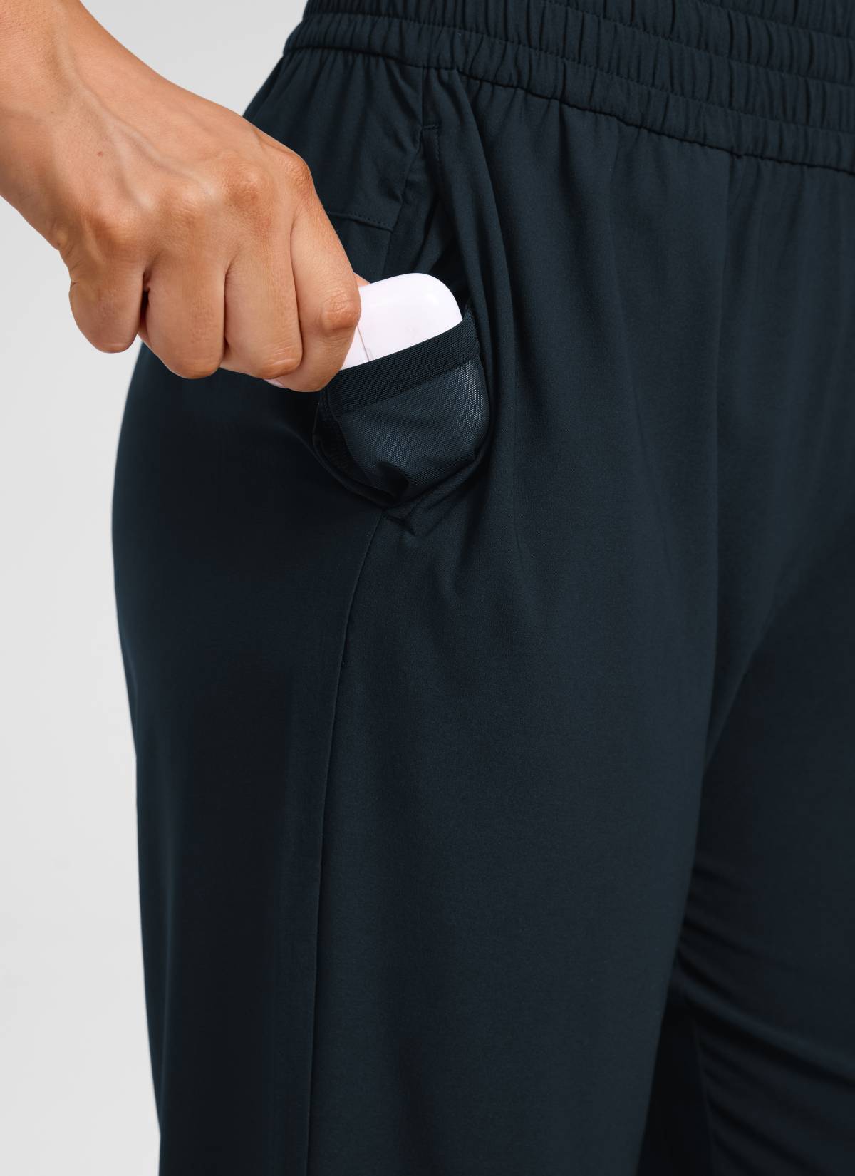 CRZ YOGA Women's Feathery-Fit Drapey Casual High Rise Flare Pant 23