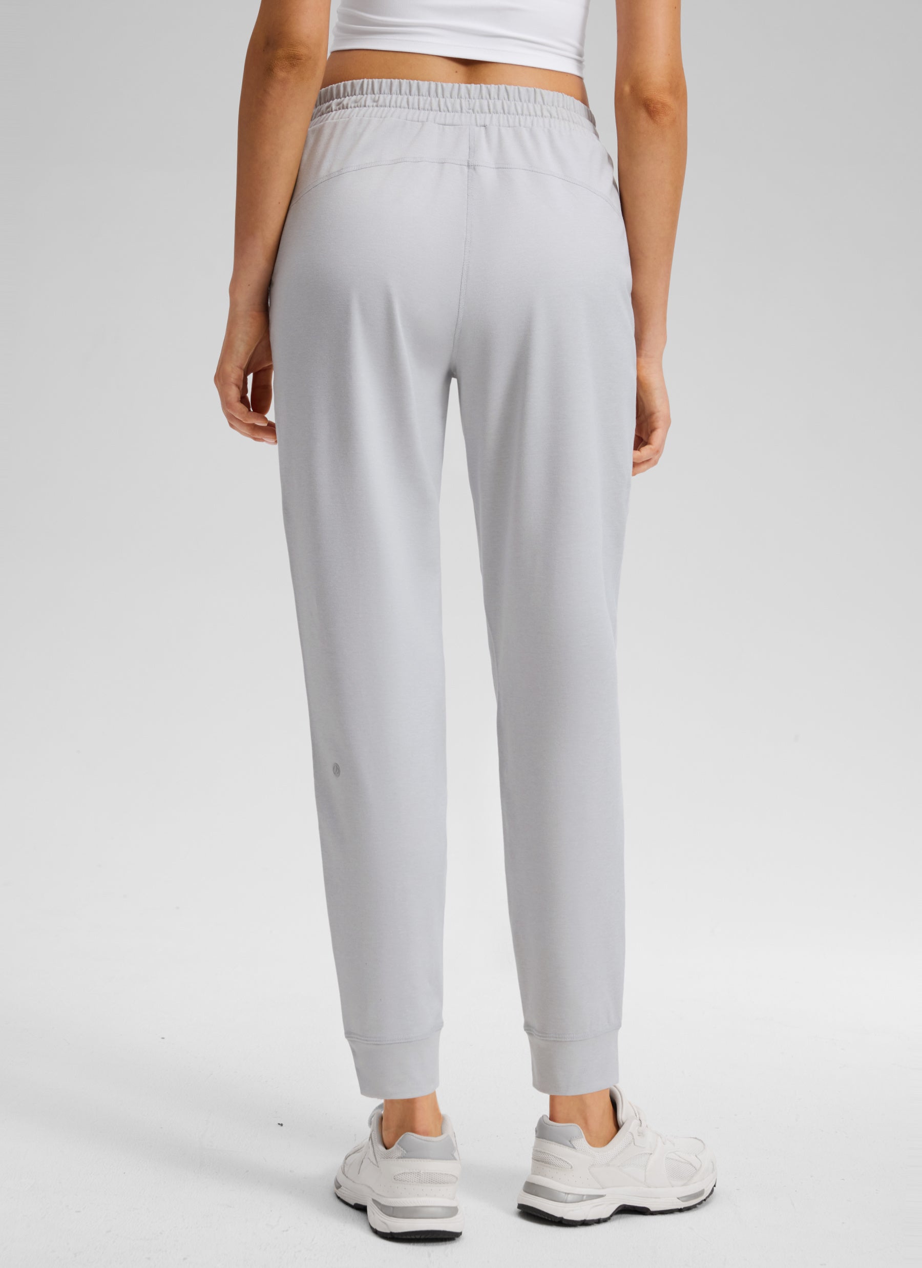 CRZ YOGA Women's Workout High Rise Drawstring Pocket Jogger 27.5