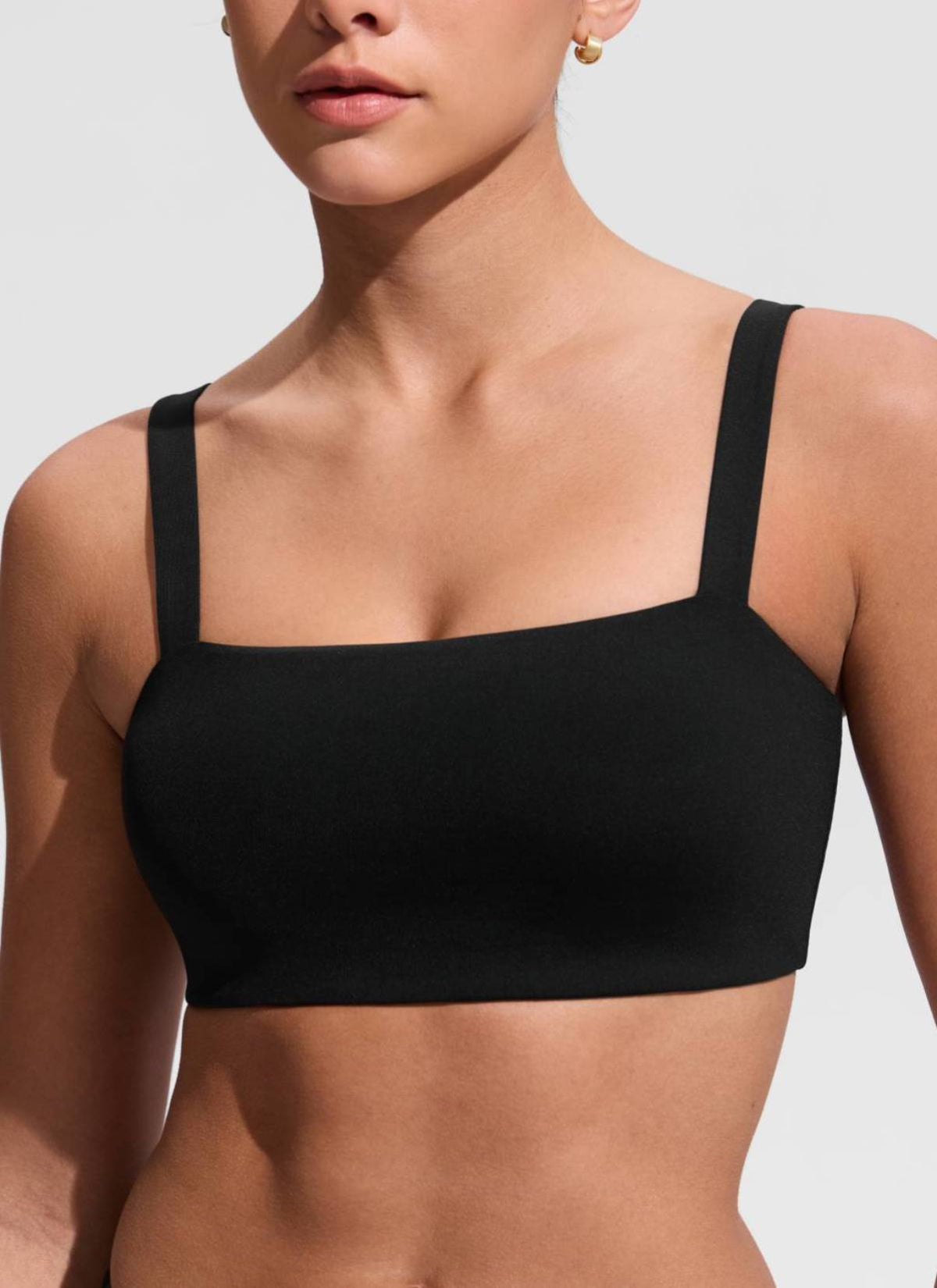 CRZ YOGA Women's Swimwear Square Neck Wide Flat Straps Bikini Tops Black @model_info:Maria