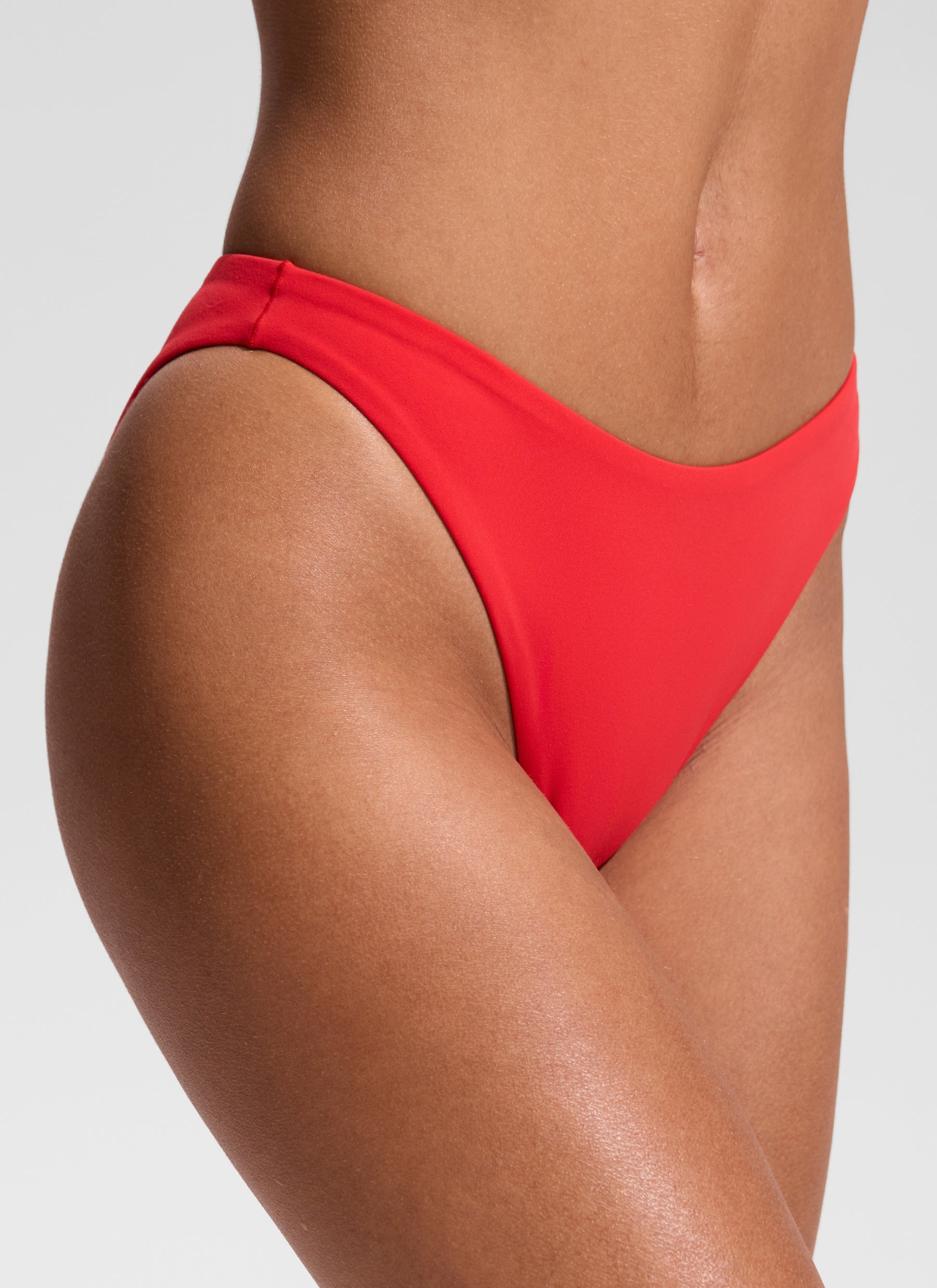 CRZ YOGA Women's Nexfeel Double Lined Low Rise Cheeky Bikini Bottoms Deep Red @model_info:S