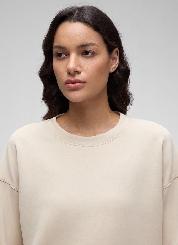 CRZ YOGA Womens SoftAura Basic Casual Sweat Shirt Crew Neck Pullover Mojave Tan