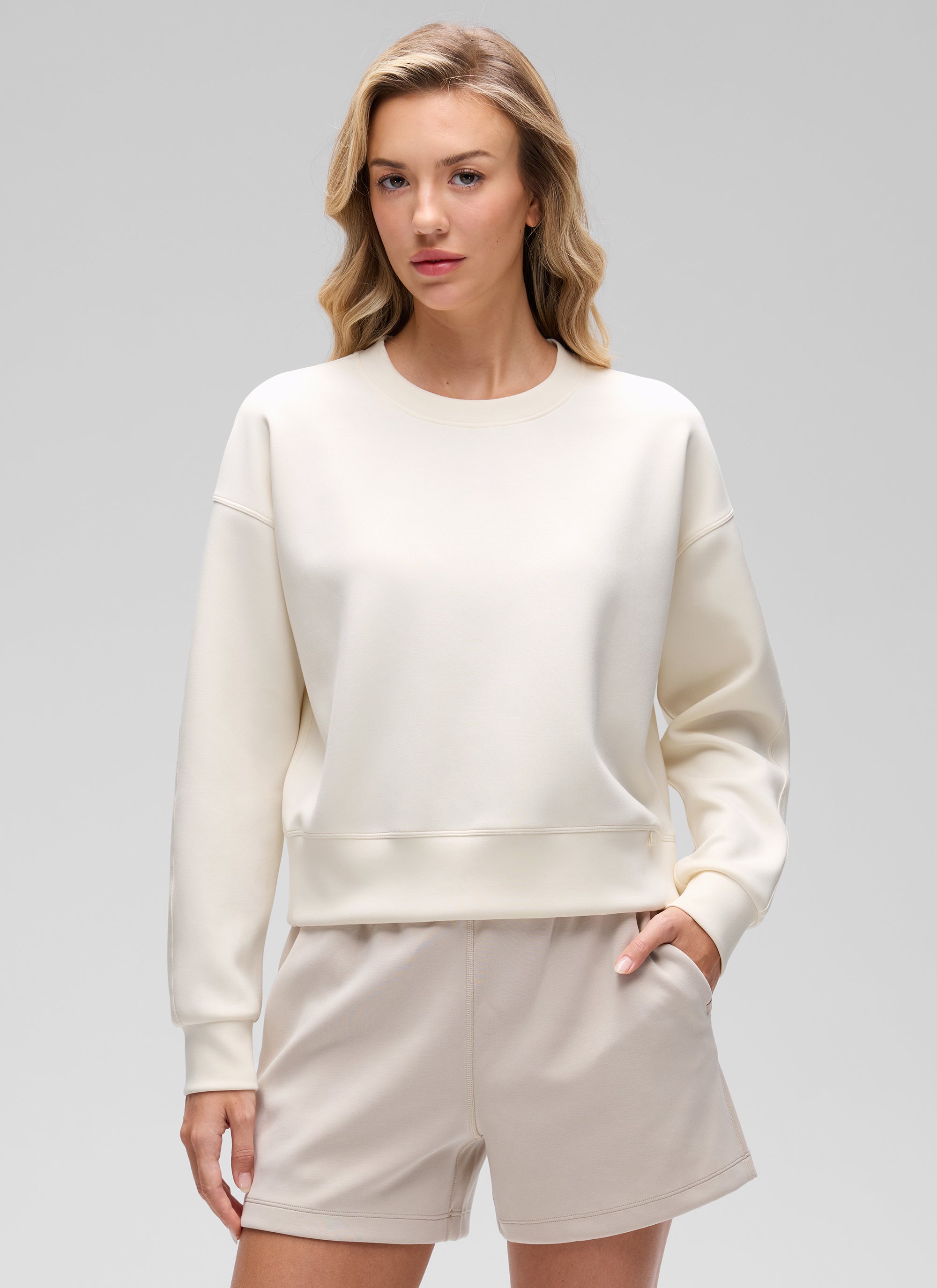 CRZ YOGA Womens SoftAura Basic Casual Sweat Shirt Crew Neck Pullover White Apricot