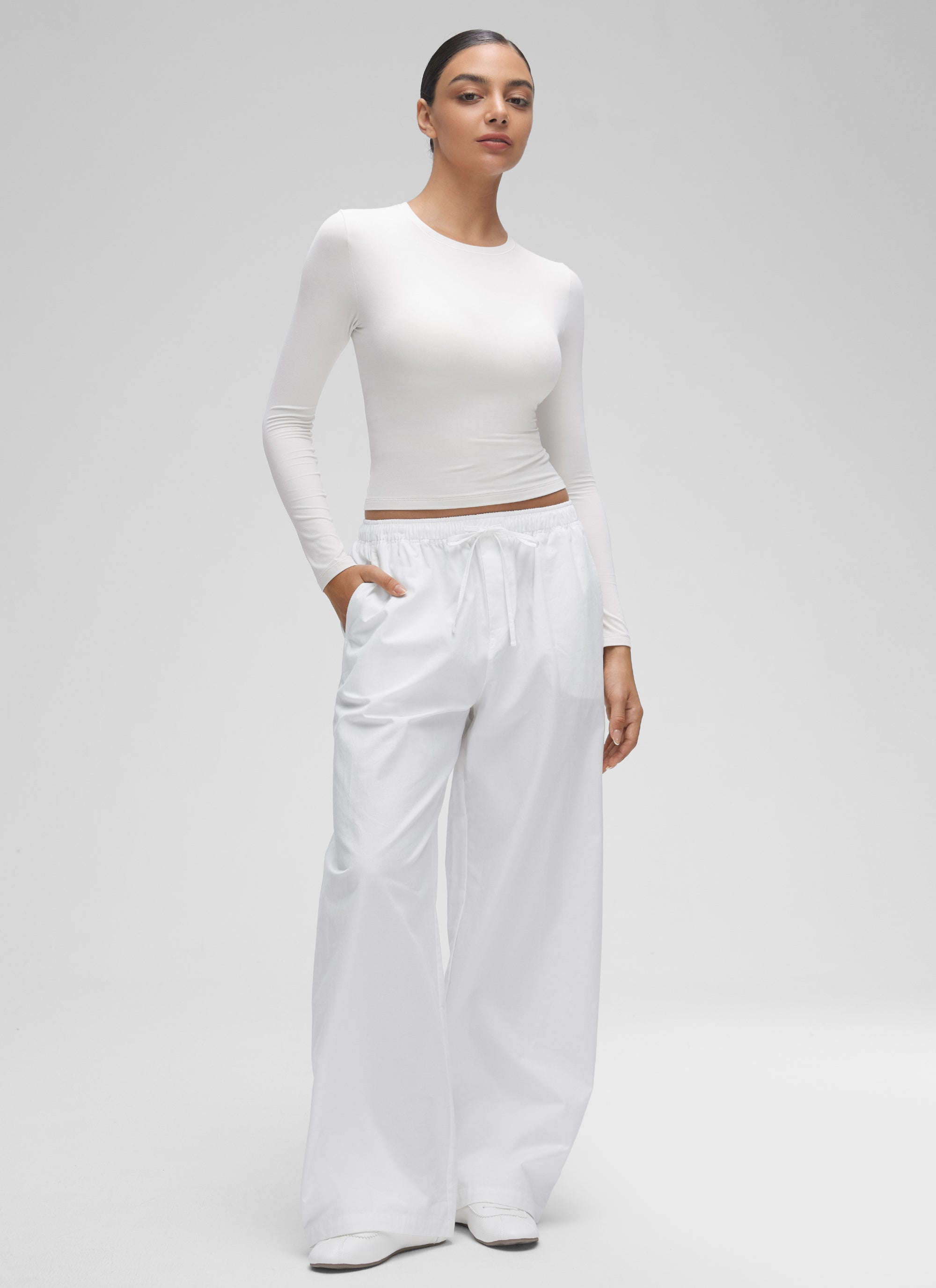 CRZ YOGA Women's Crew Neck Tight Fit Long Sleeve Shirts Casual Tee White