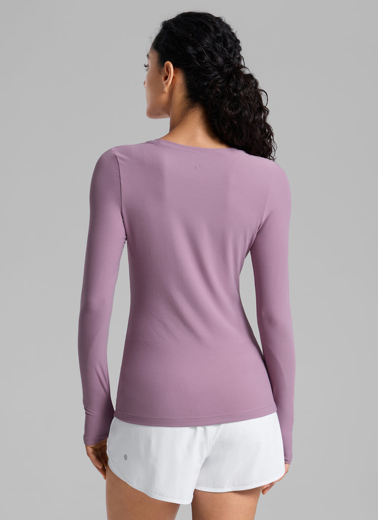 CRZYOGA Women's Cloudweight Workout Crewneck Long Sleeve Thumb Hole Aurora Red